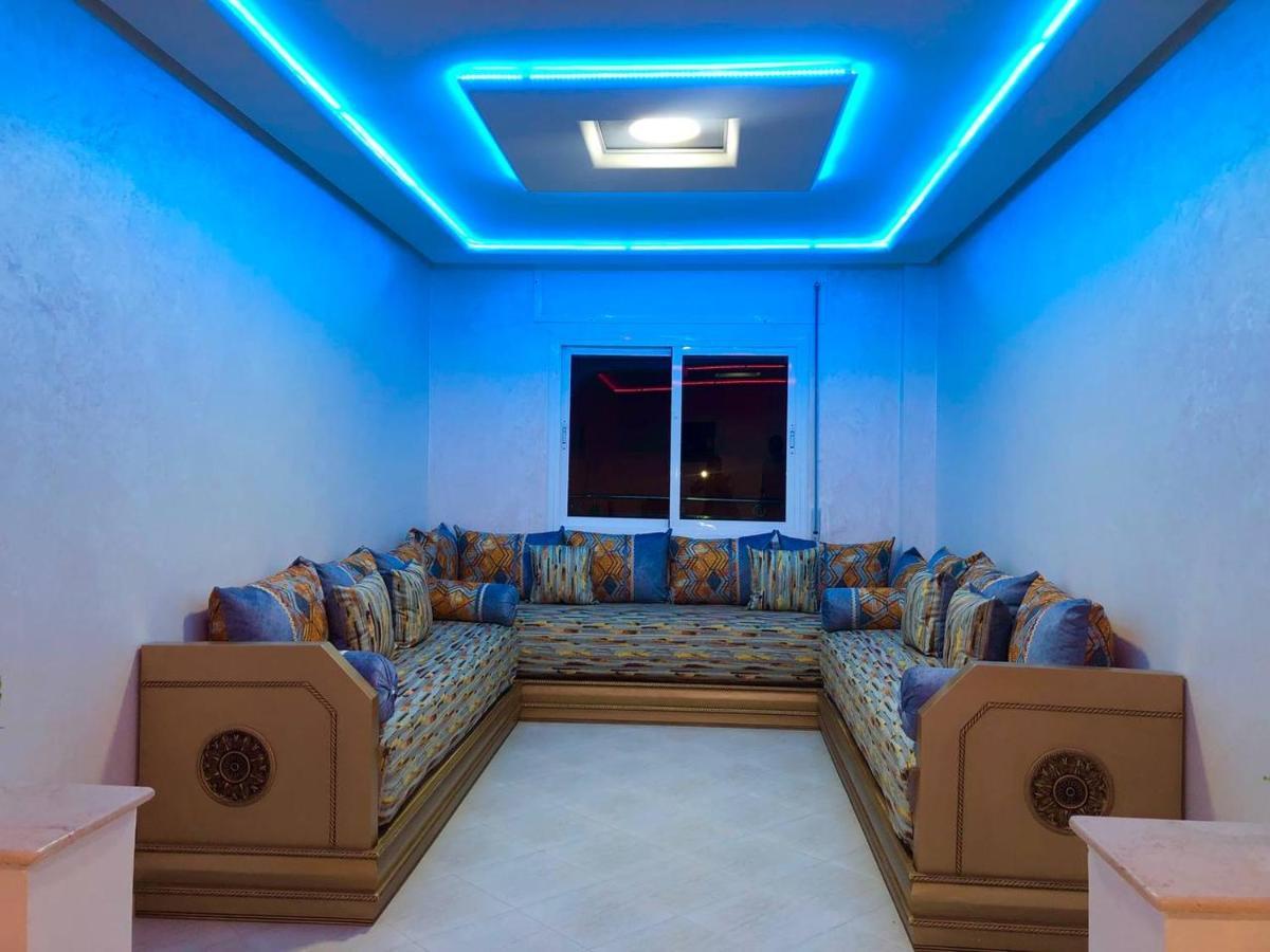 Nouveau Appartement Totalement Neuf - Tres Propre A Cote Du Centre Commercial Marjane 丹吉尔 外观 照片